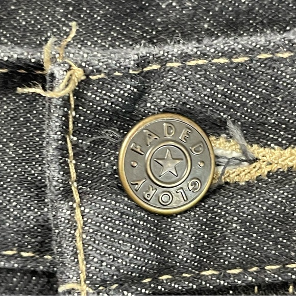 Faded Glory, Black Relaxed Fit Jeans. Size 42x30. In excellent condition! - Picture 4 of 6
